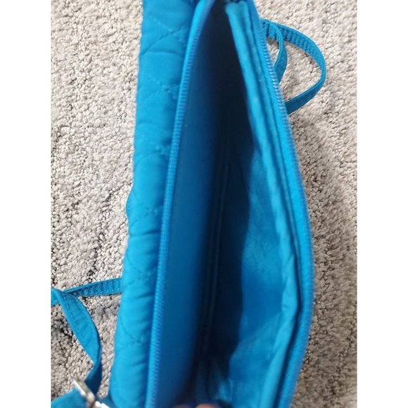 Vera Bradley 3 in 1 Crossbody/ Wristlet - Picture 5 of 5